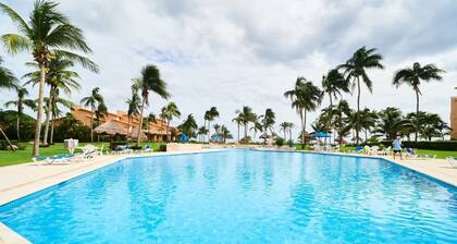 Depto de 2Recs Frente a la Playa en Pto Aventuras