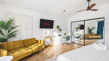 3 chambres, bureau, fer et planche Ă repasser, Wi-Fi gratuit