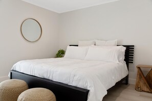 4 bedrooms, in-room safe, iron/ironing board, travel cot