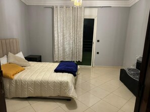 Chalet Familial, vue piscine | 2 chambres