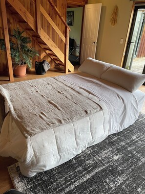 1 habitación, tabla de planchar con plancha, wifi gratis y ropa de cama 