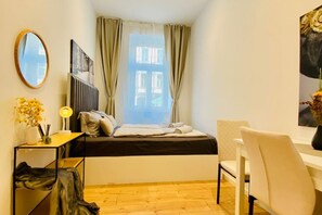 1 bedroom, WiFi, bed sheets