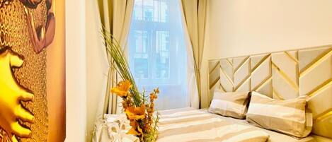 1 habitación, wifi y ropa de cama