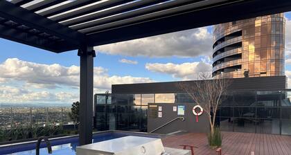 Skyview Retreat Whitehorse Tower