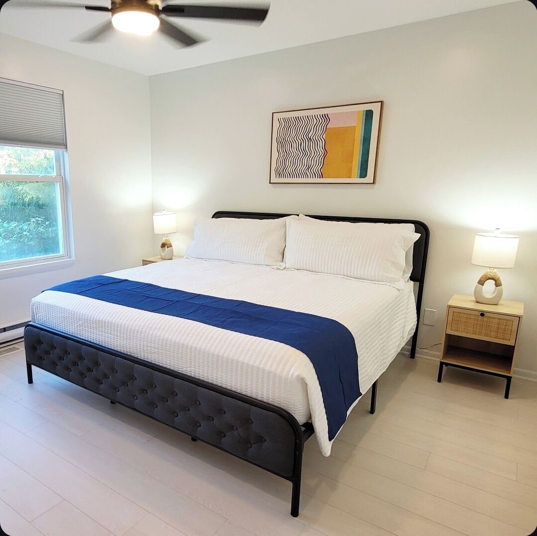 3 bedrooms, iron/ironing board, WiFi, bed sheets