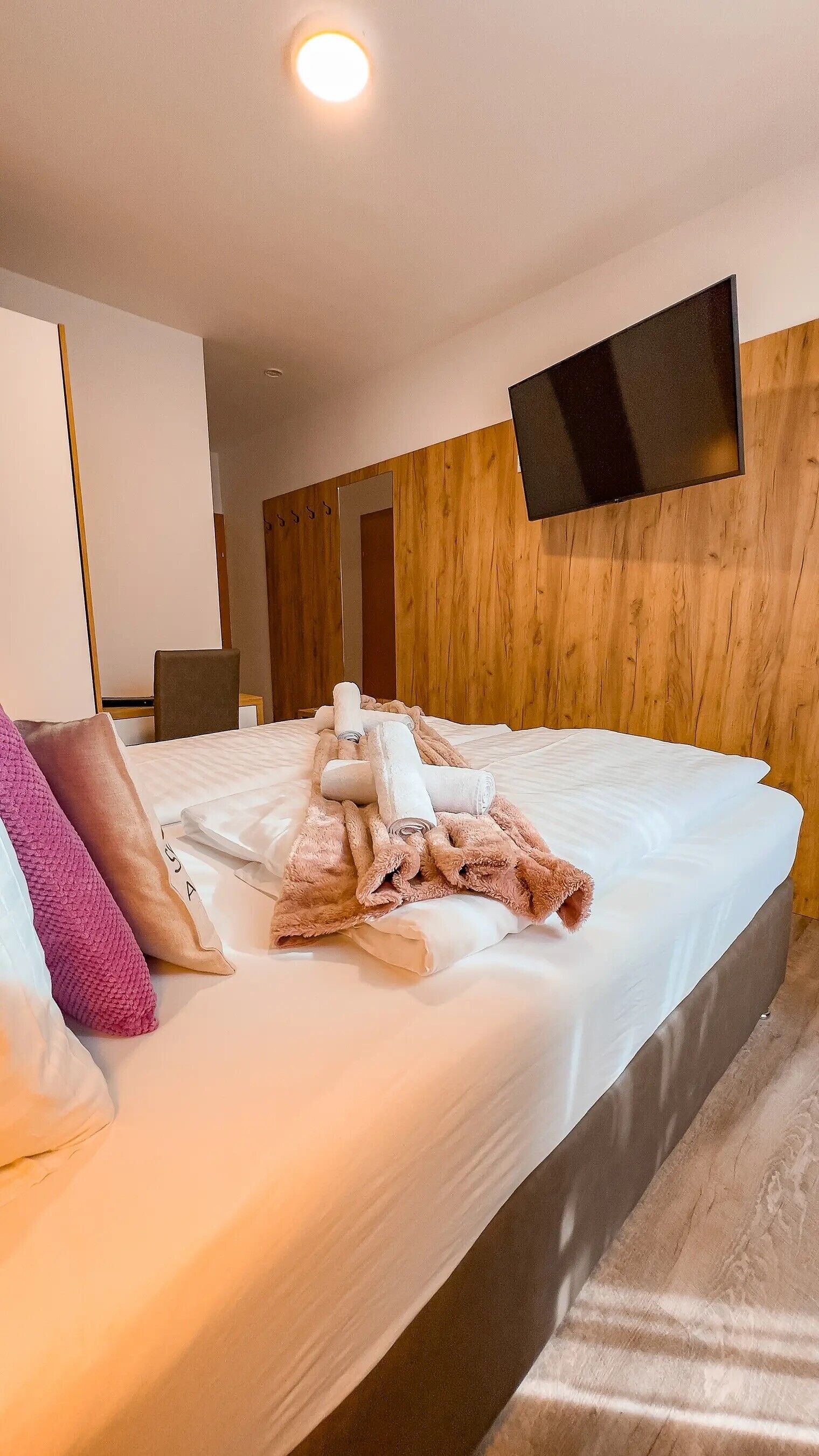 1 Schlafzimmer, kostenloses WLAN, Bettwäsche, Rollstuhlgeeignet