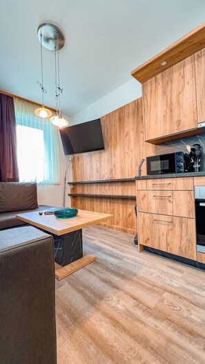 Interior - Apartment 'Sylpaulerhof Aparthotel - Deluxe 8' with balcony (St Michael im Lungau)