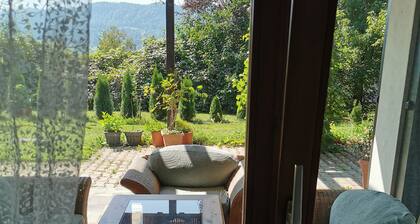 Appartement ''Apartment Right' avec jardin partagé