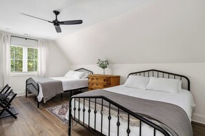 3 Schlafzimmer, Bügeleisen/Bügelbrett, WLAN, Bettwäsche