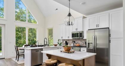 Clemson Cove - Beautiful new construction on outskirts of Clemson!