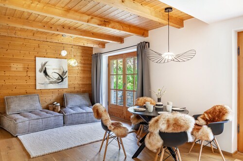 Chalet « Flocke Appart Schneehase » avec vue sur les montagnes, terrasse privée et Wi-Fi