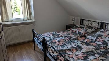1 Schlafzimmer, Bügeleisen/Bügelbrett, kostenloses WLAN, Bettwäsche