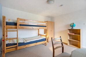 2 habitaciones, wifi gratis y ropa de cama 
