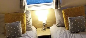 Cosy hottub caravan Retreat in Lincolnshire