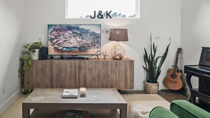 Interior - Modern Fruit Orchard Sanctuary (Lindale)