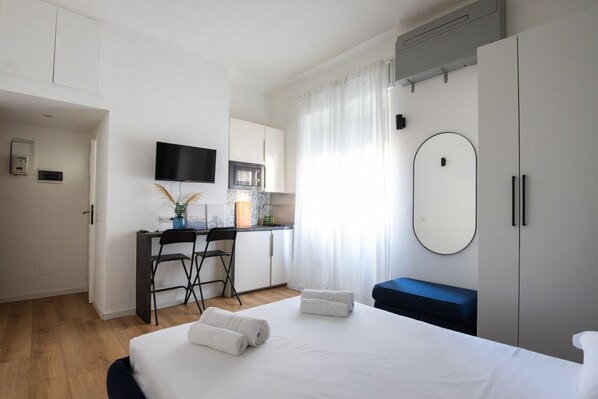 1 bedroom, WiFi, bed sheets - Studio Cobalto - Calvairate | Porta Romana (Milano)
