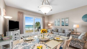 Smart TV - Beach Retreat 305 Miramar Beach 5*View/BeachChairs/Pet (Miramar Beach)