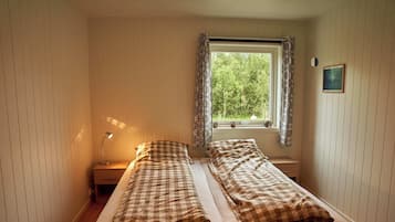 2 habitaciones, cuna de viaje, wifi gratis y ropa de cama