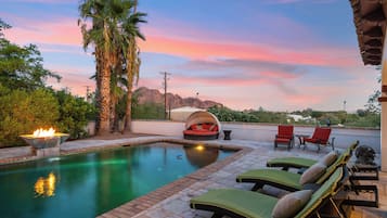 Ulkouima-allas, lämmitetty uima-allas