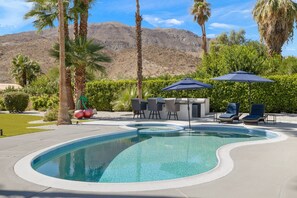 Unclassified image, 2 of 49, button - Magnesia Falls Cove, Newly Remodeled, Large Yard, Pool, Spa, Fire Feature, Mountain Views (Rancho Mirage)