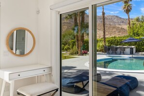 Unclassified image, 4 of 49, button - Magnesia Falls Cove, Newly Remodeled, Large Yard, Pool, Spa, Fire Feature, Mountain Views (Rancho Mirage)