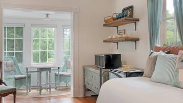 1 chambre, fer et planche à repasser, Wi-Fi gratuit, draps fournis