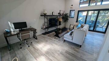 Télévision, espaces bureaux