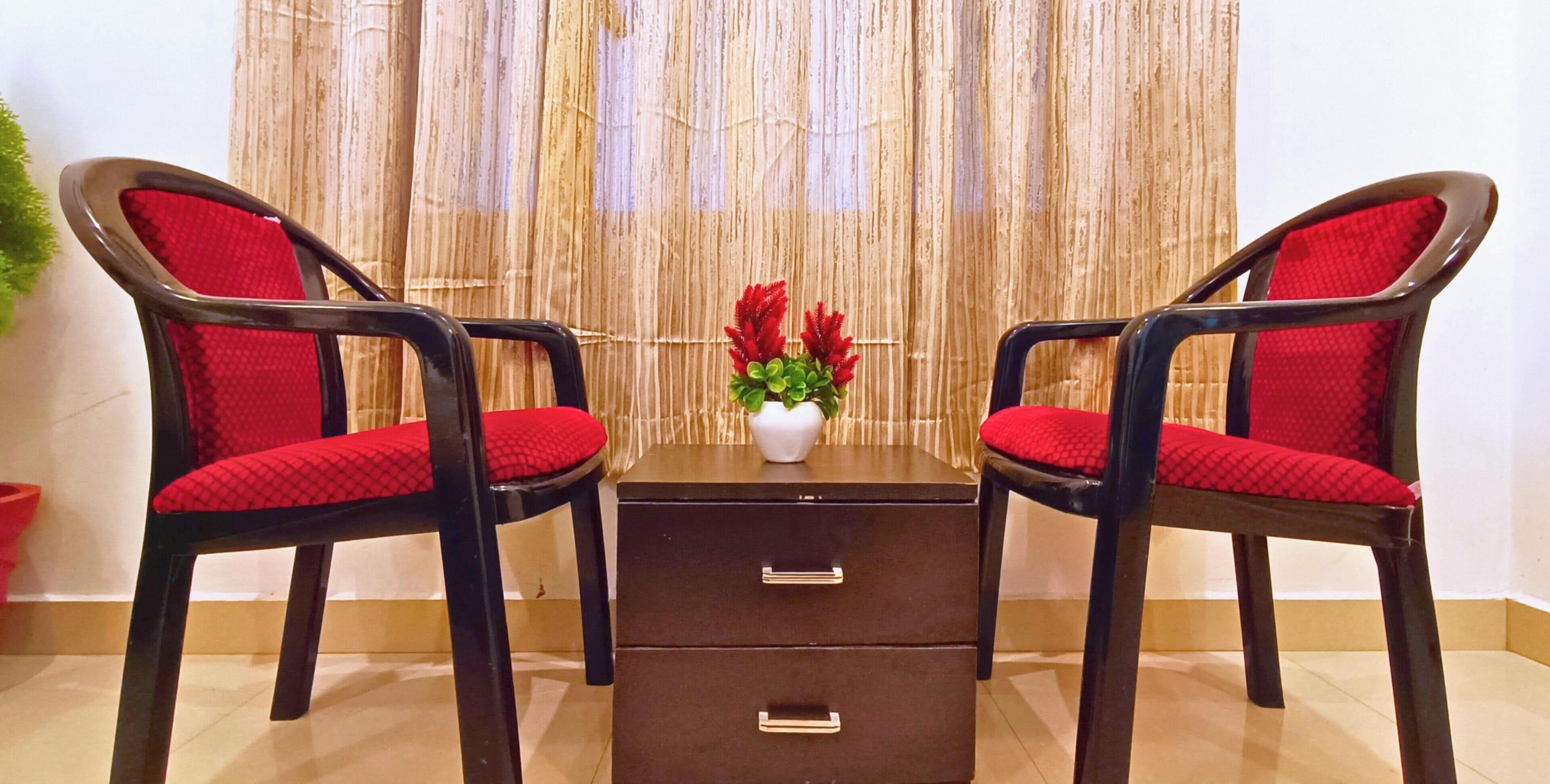 Deluxe Room | Iron/ironing board, WiFi (free)