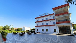 Exterior - Trayamb Inn by Asapian Hotels (Faizabad)
