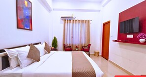 Iron/ironing board, free WiFi - Trayamb Inn by Asapian Hotels (Faizabad)