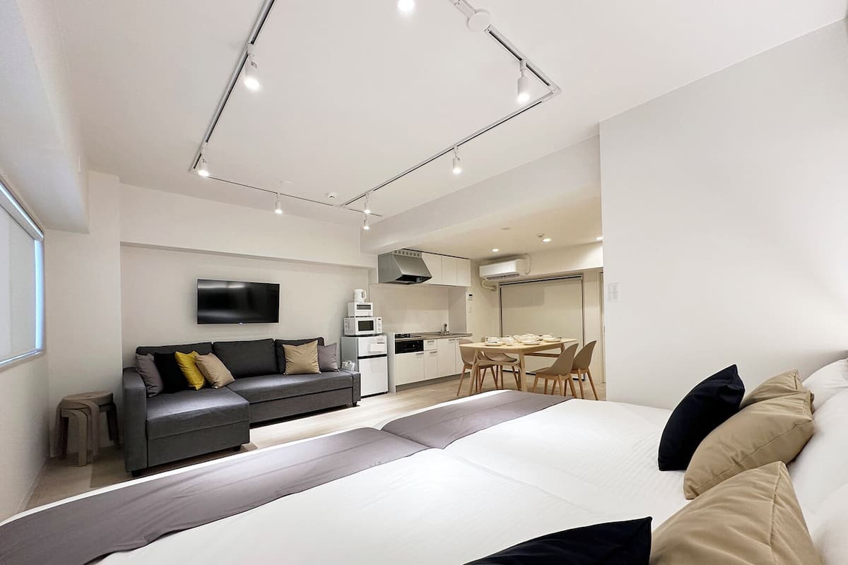 Superior Studio Suite, Balcony | Iron/ironing board, free WiFi