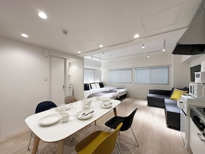 Comfort Studio Suite, Balcony | Iron/ironing board, free WiFi