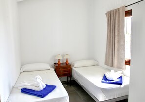 2 多间卧室、熨斗/熨衣板、WiFi、床单