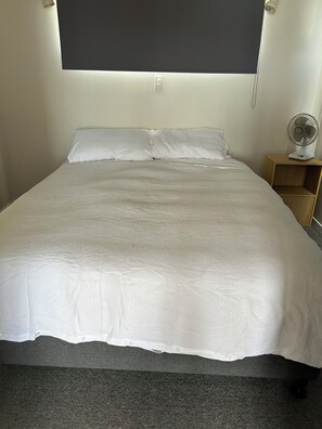 2 bedrooms, travel crib