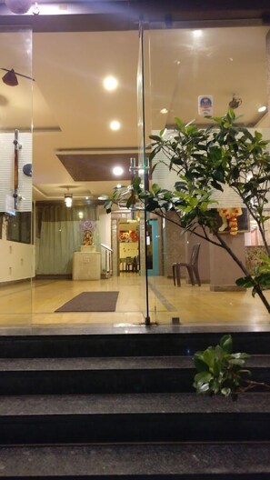 Reception - Hotel Krishna Sai Kutir (Rahata)