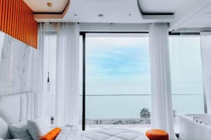 Deluxe Villa | Free WiFi - Ever Retreat B&P Beach Villa (Nyayumba)