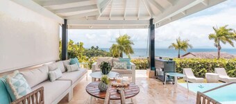 Villa with ocean view/bbq/pool/resort access