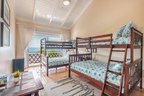 3 dormitorios, tabla de planchar con plancha, wifi gratis y ropa de cama