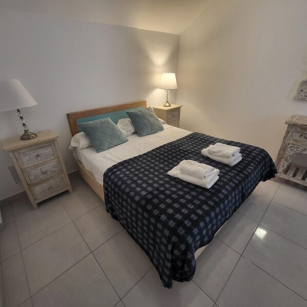 2 bedrooms, iron/ironing board, travel crib, free WiFi