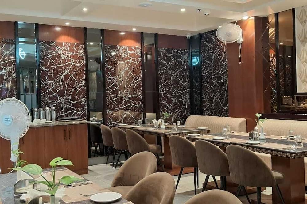 HOTEL PSK INN A BOUTIQUE - Mustafapur Taluk Gorari