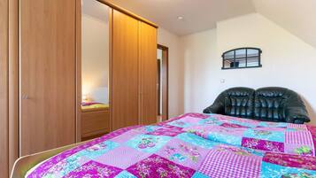 Apartment | 2 Schlafzimmer, individuell eingerichtet