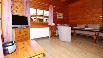 Ferienhaus | 2 Schlafzimmer, individuell eingerichtet