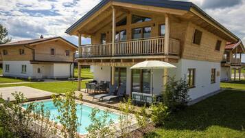 Chalet | Kolam renang | Kolam renang indoor dan kolam renang outdoor