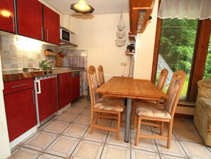 Apartment | Private kitchen - Schone Ferienwohnung mit Terrasse, Altenberg (Altenberg)