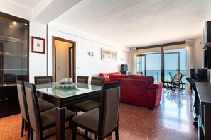 Apartment | Living room