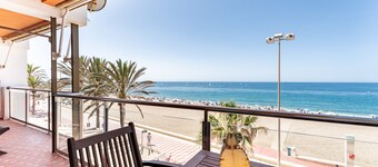 Faro's Zapillo Apartment - Almeria