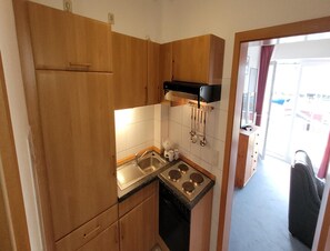 Leilighet | Eget kjøkken | Vannkoker, brødrister og høy barnestol