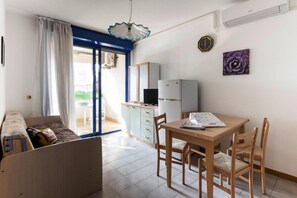 Apartment | Dining - Apartment in Bibione Near Sea Beach (San Michele al Tagliamento)