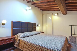 Căn hộ | 3 phòng ngủ, trang bị nội thất với thiết kế riêng biệt 