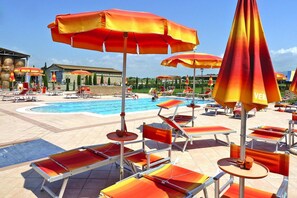 Apartment | Pool | Outdoor pool - Apartment in Vada With Garden Furniture (Rosignano Marittimo)